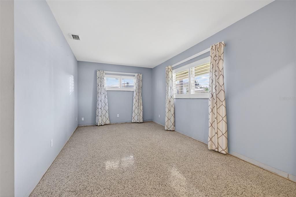 For Sale: $2,100,000 (3 beds, 2 baths, 2210 Square Feet)
