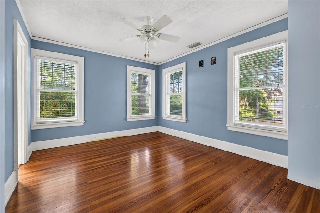 For Sale: $1,295,000 (0.16 acres)