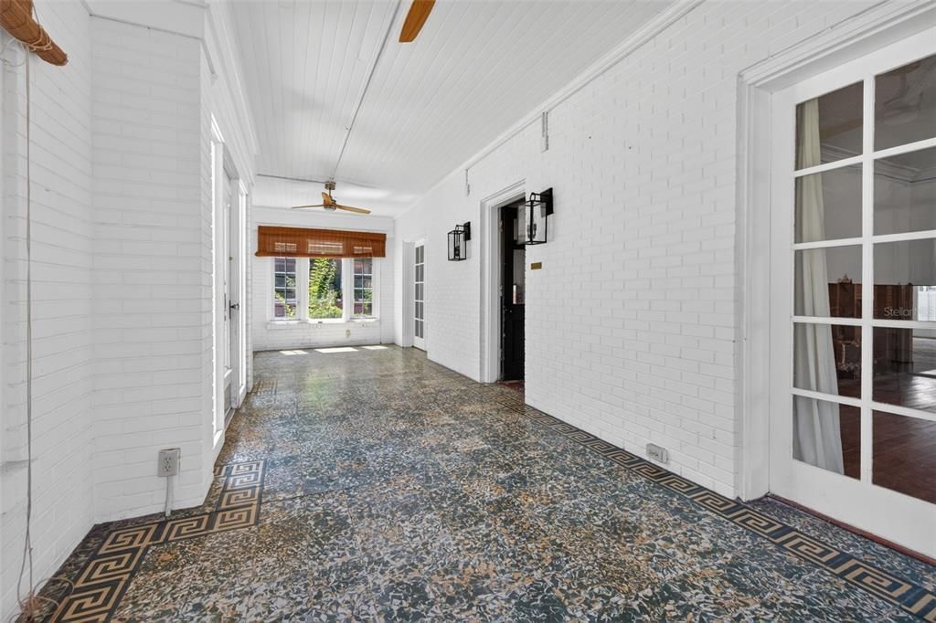 For Sale: $1,295,000 (0.16 acres)