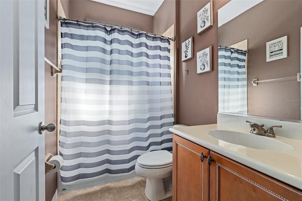 Active With Contract: $420,000 (4 beds, 3 baths, 2559 Square Feet)