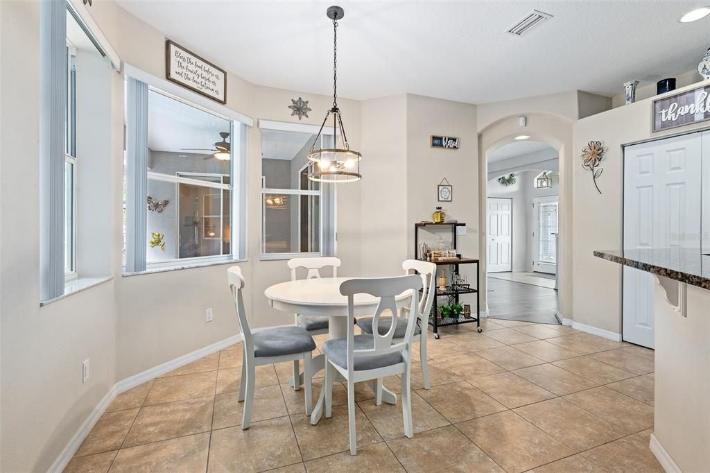 Active With Contract: $420,000 (4 beds, 3 baths, 2559 Square Feet)