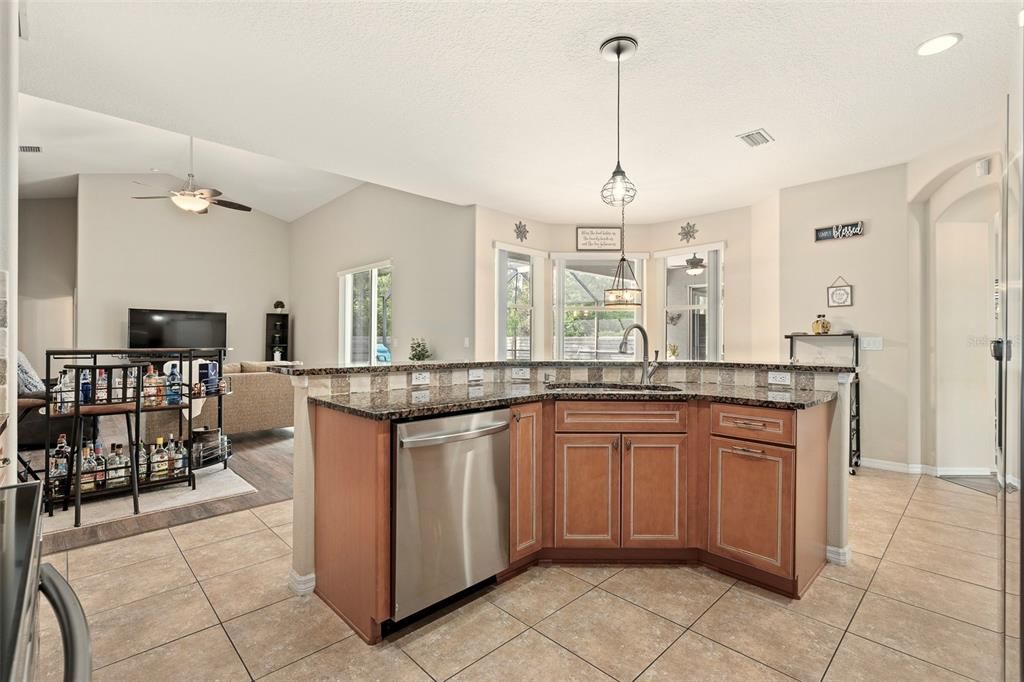 Active With Contract: $420,000 (4 beds, 3 baths, 2559 Square Feet)