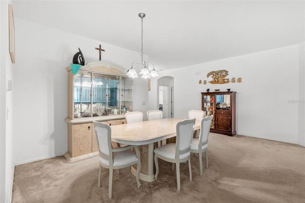 For Sale: $530,000 (4 beds, 3 baths, 2497 Square Feet)