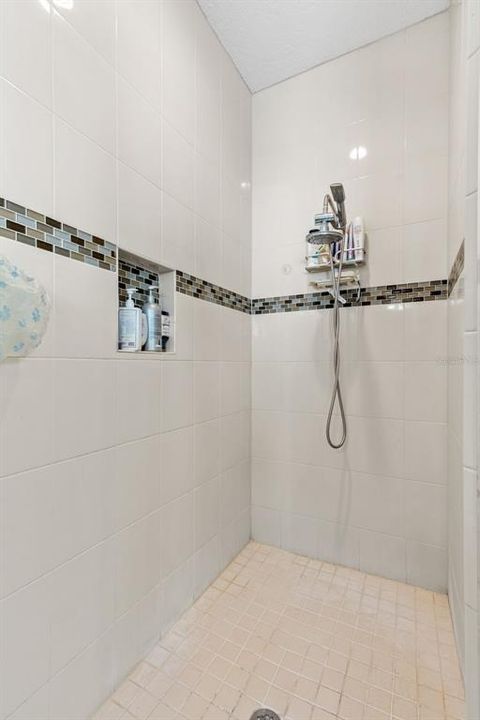 For Sale: $530,000 (4 beds, 3 baths, 2497 Square Feet)