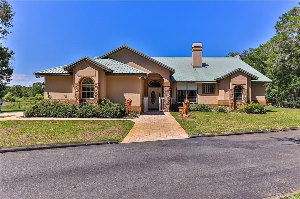 For Sale: $1,490,000 (4 beds, 4 baths, 3496 Square Feet)