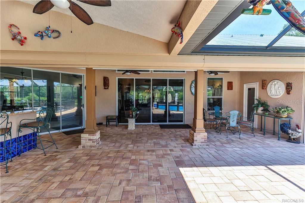 For Sale: $1,490,000 (4 beds, 4 baths, 3496 Square Feet)
