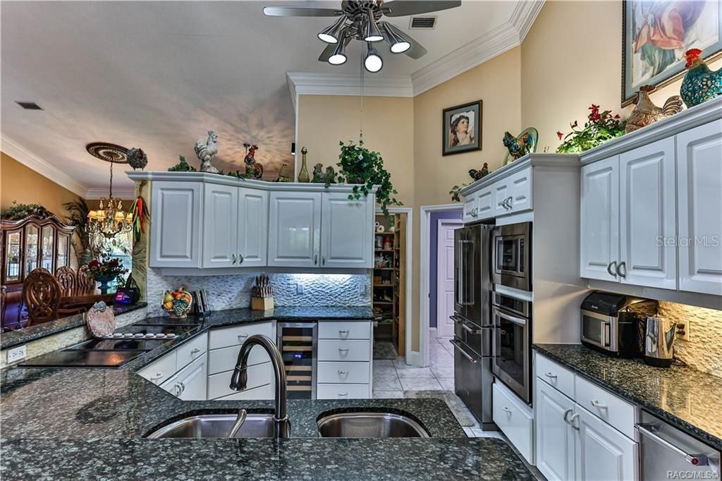 For Sale: $1,490,000 (4 beds, 4 baths, 3496 Square Feet)