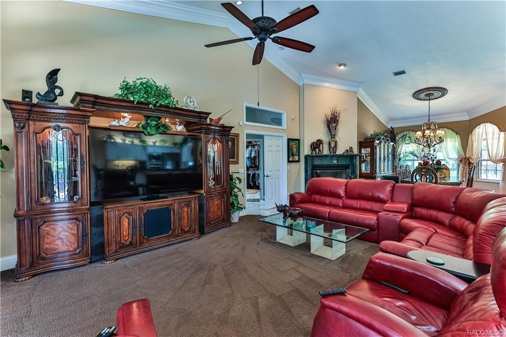 For Sale: $1,490,000 (4 beds, 4 baths, 3496 Square Feet)