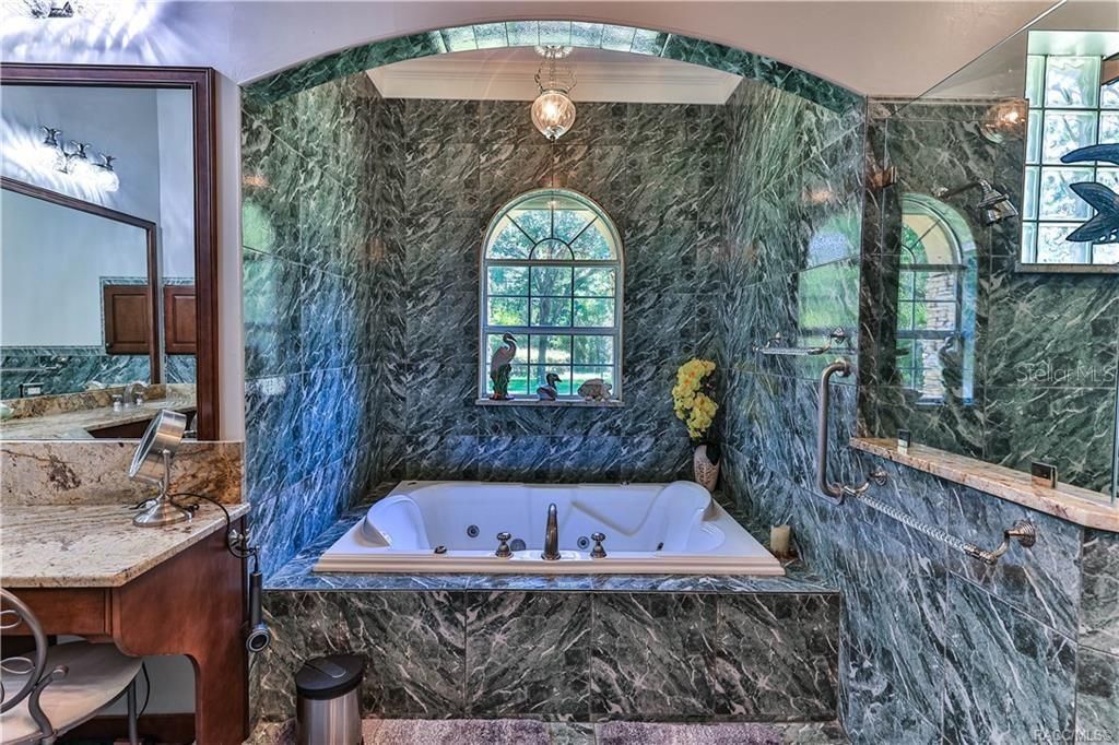For Sale: $1,490,000 (4 beds, 4 baths, 3496 Square Feet)