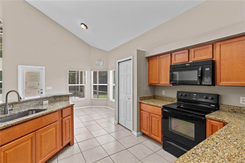 Active With Contract: $385,000 (3 beds, 2 baths, 2342 Square Feet)