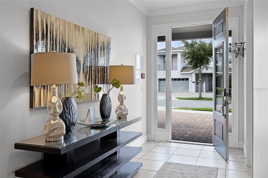 For Sale: $950,000 (9 beds, 8 baths, 4630 Square Feet)