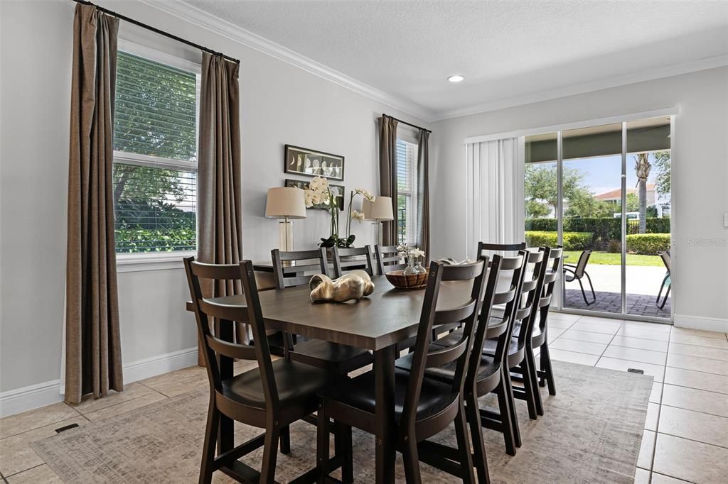 For Sale: $950,000 (9 beds, 8 baths, 4630 Square Feet)