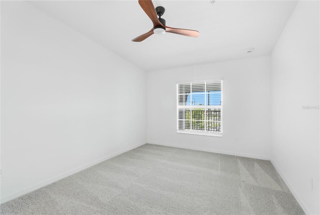 В аренду: $2,400 (2 спален, 2 ванн, 1366 Квадратных фут)
