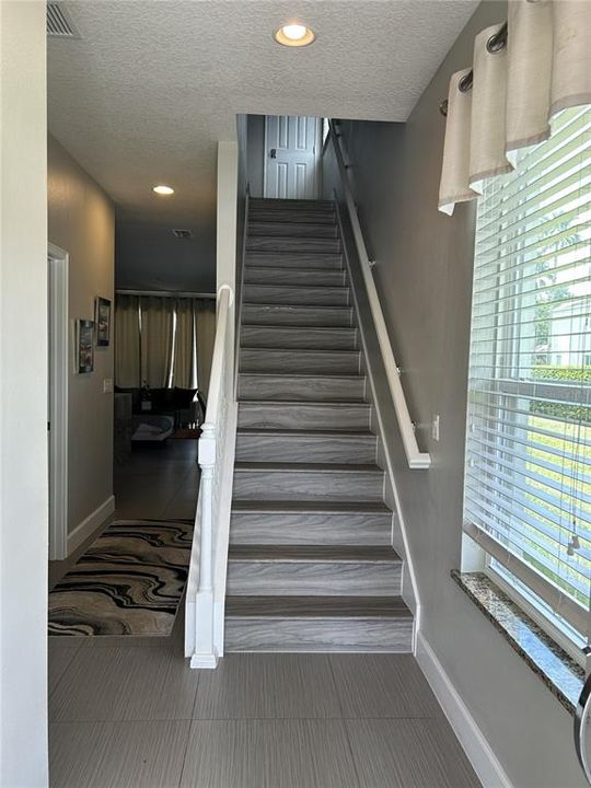 For Rent: $2,400 (3 beds, 2 baths, 1512 Square Feet)