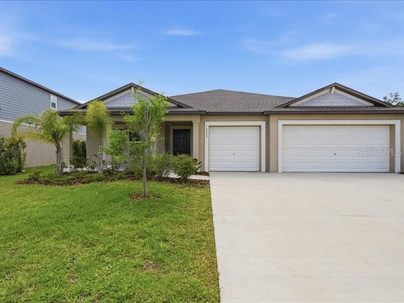 For Sale: $374,900 (4 beds, 2 baths, 2439 Square Feet)