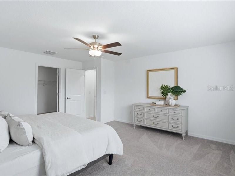 For Sale: $374,900 (4 beds, 2 baths, 2439 Square Feet)