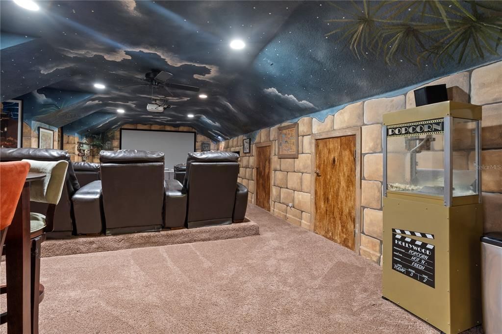 На продажу: $1,499,900 (5 спален, 4 ванн, 5378 Квадратных фут)