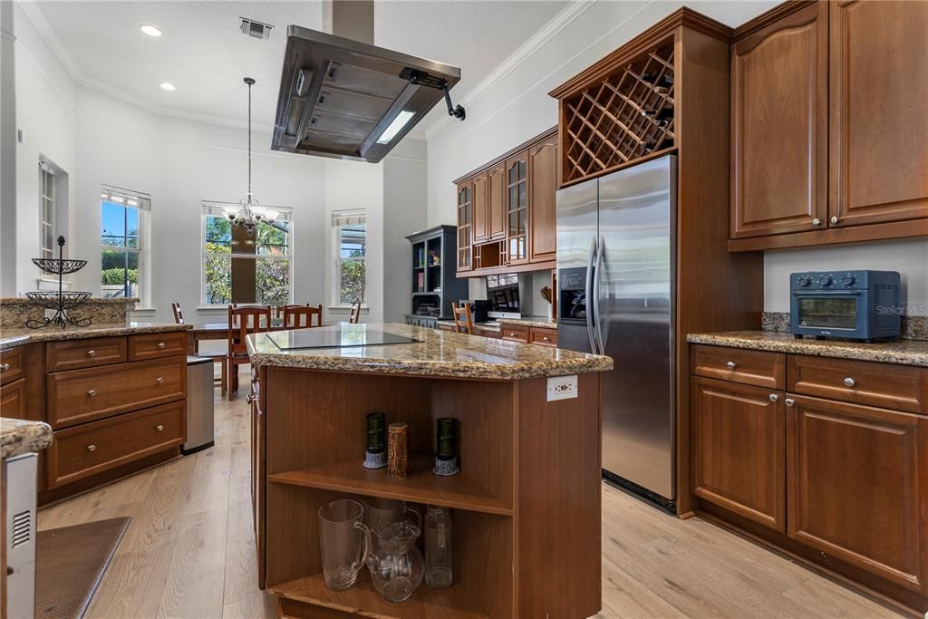 На продажу: $1,499,900 (5 спален, 4 ванн, 5378 Квадратных фут)