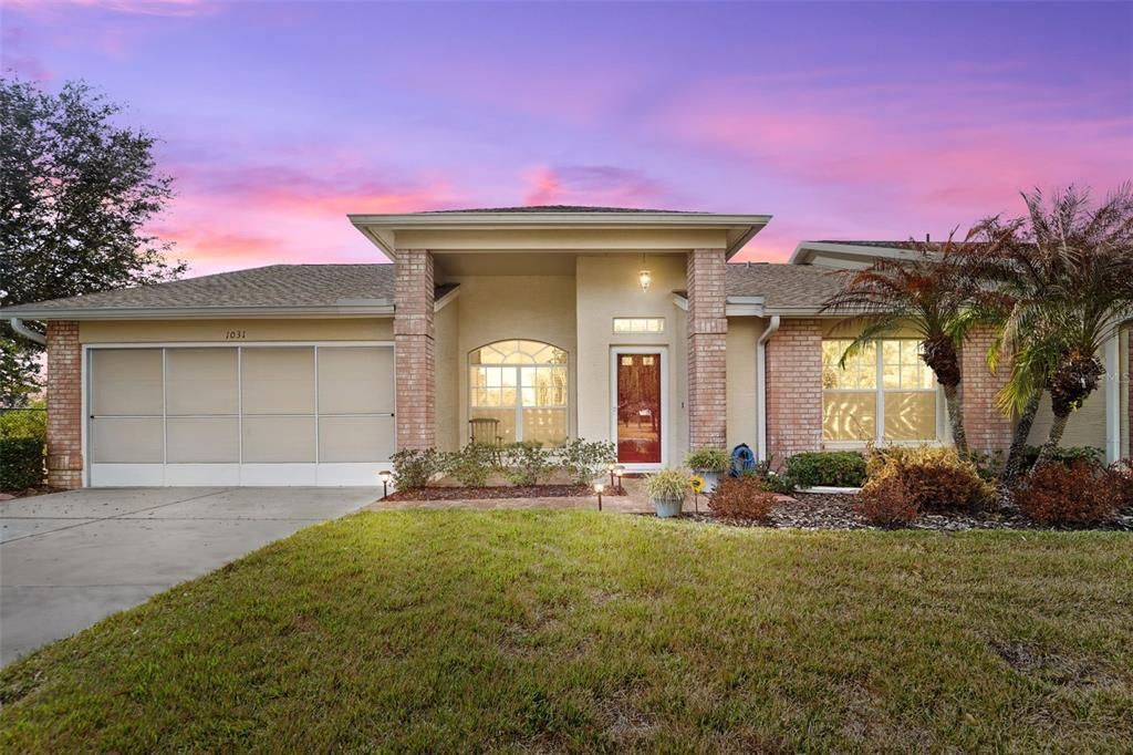 For Rent: $1,950 (2 beds, 2 baths, 1450 Square Feet)