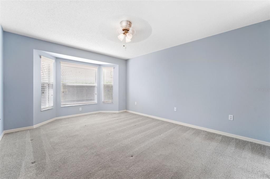 For Rent: $1,950 (2 beds, 2 baths, 1450 Square Feet)