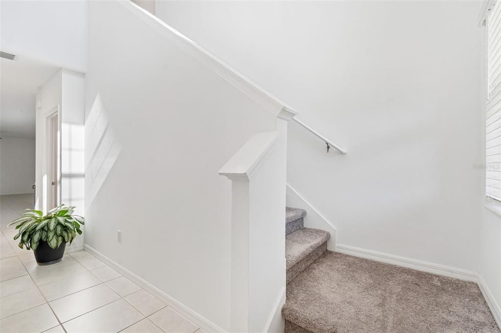 En Venta: $445,000 (5 camas, 2 baños, 2389 Pies cuadrados)