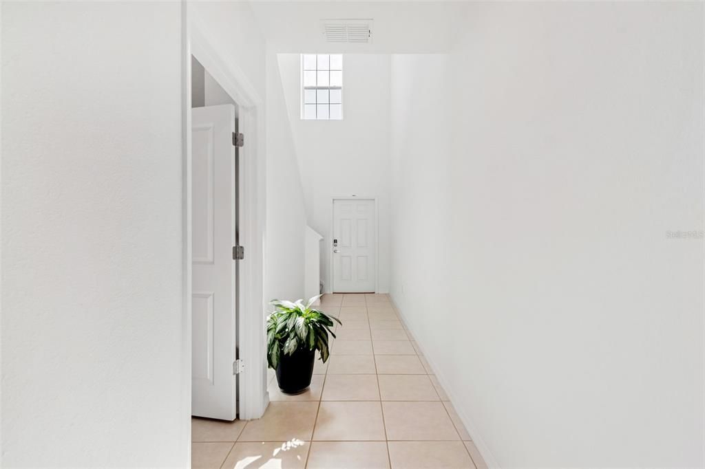 En Venta: $445,000 (5 camas, 2 baños, 2389 Pies cuadrados)