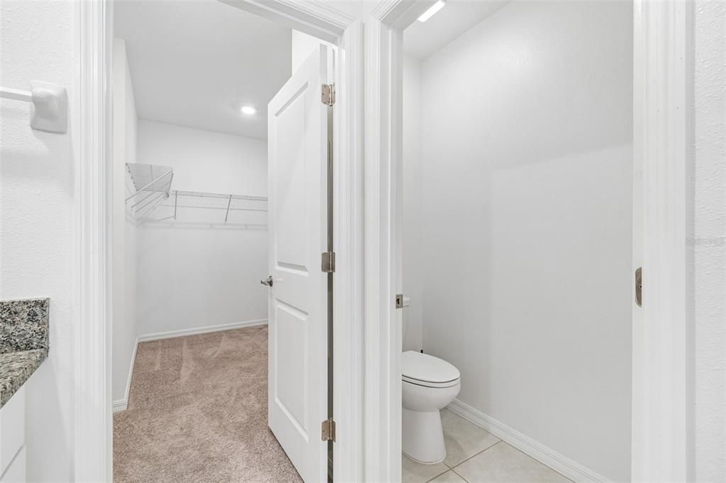 En Venta: $445,000 (5 camas, 2 baños, 2389 Pies cuadrados)