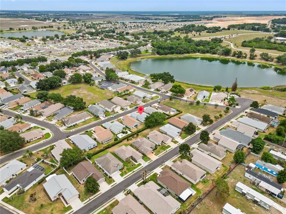 For Sale: $297,000 (2 beds, 2 baths, 1251 Square Feet)