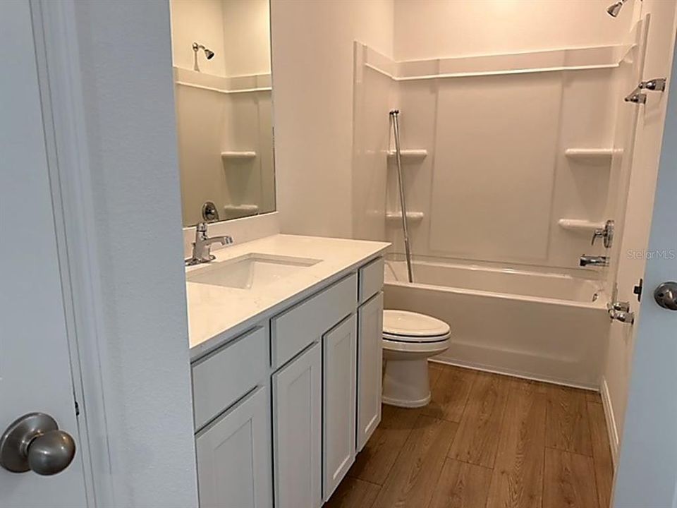 В аренду: $2,495 (3 спален, 2 ванн, 1758 Квадратных фут)