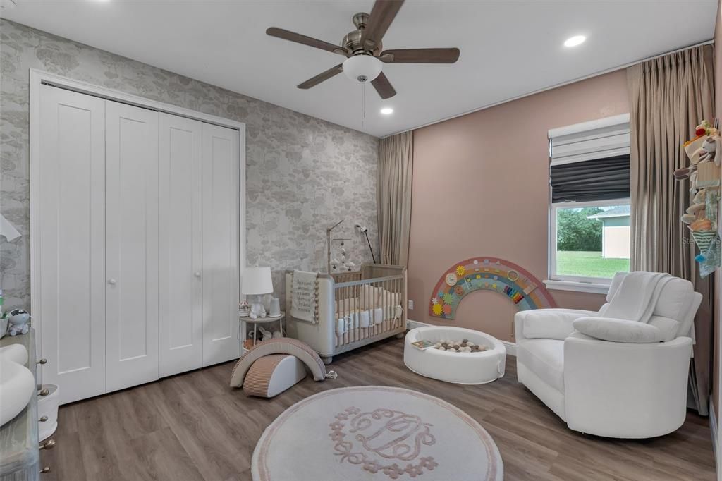 For Sale: $575,000 (3 beds, 3 baths, 2260 Square Feet)