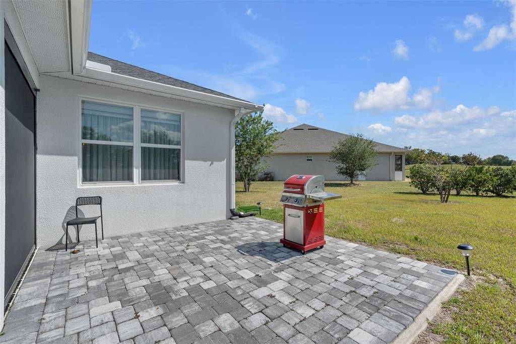 For Sale: $575,000 (3 beds, 3 baths, 2260 Square Feet)