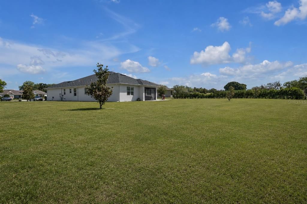 For Sale: $575,000 (3 beds, 3 baths, 2260 Square Feet)