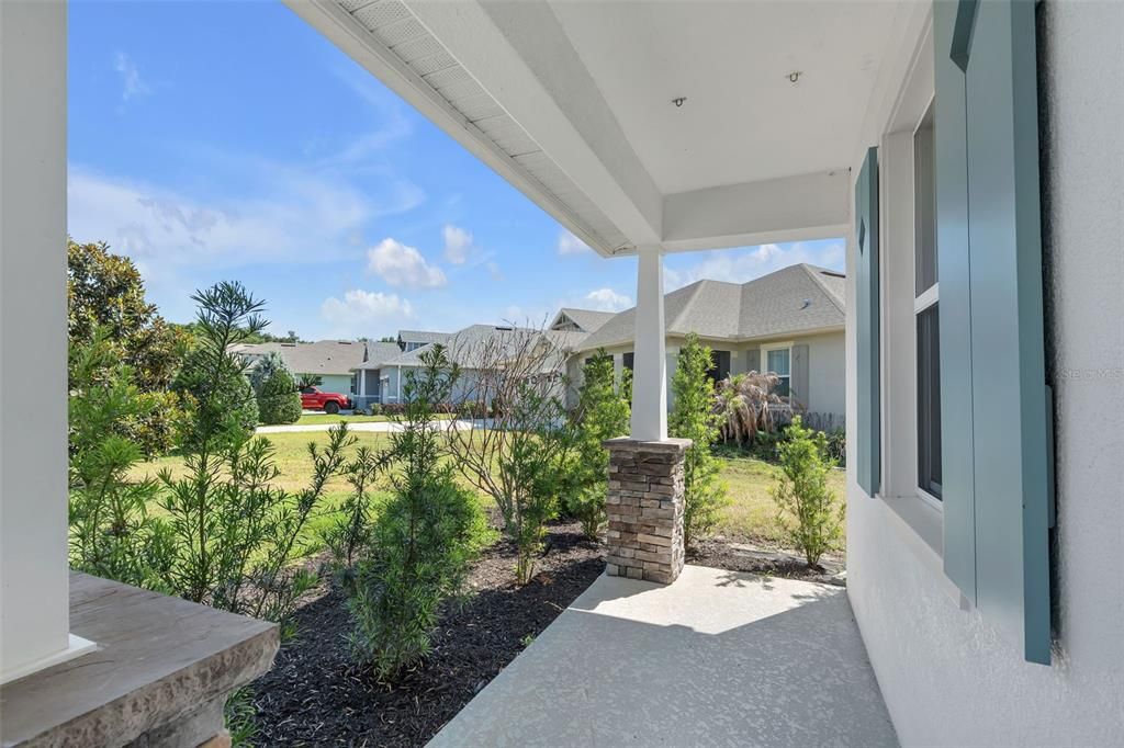 For Sale: $575,000 (3 beds, 3 baths, 2260 Square Feet)