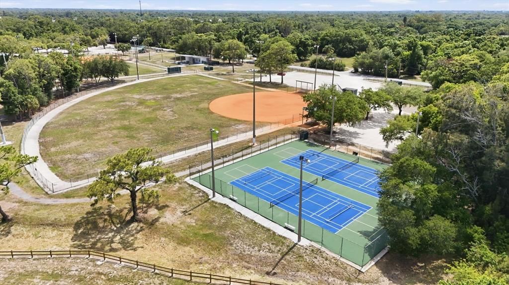 Active With Contract: $550,000 (4 beds, 2 baths, 1988 Square Feet)