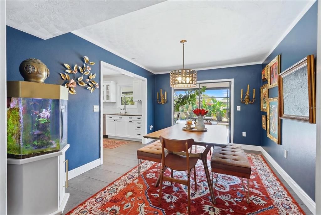 Active With Contract: $550,000 (4 beds, 2 baths, 1988 Square Feet)