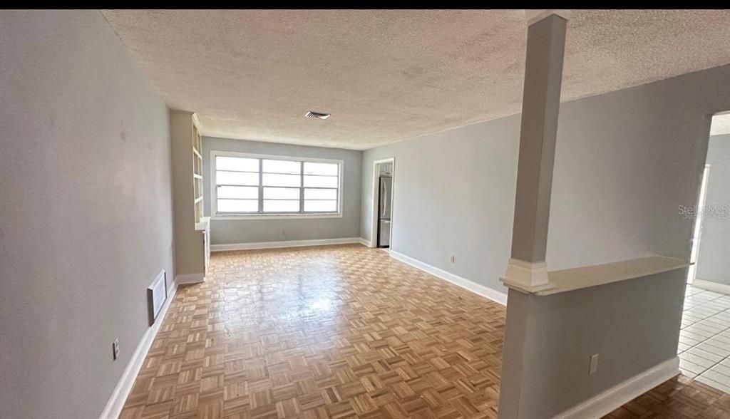 В аренду: $2,800 (4 спален, 2 ванн, 1594 Квадратных фут)