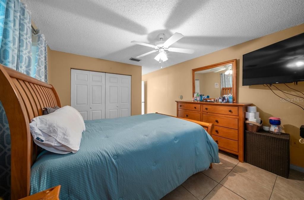 En Venta: $189,000 (3 camas, 2 baños, 1421 Pies cuadrados)