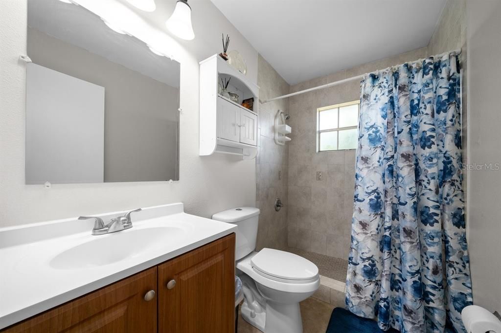 En Venta: $189,000 (3 camas, 2 baños, 1421 Pies cuadrados)