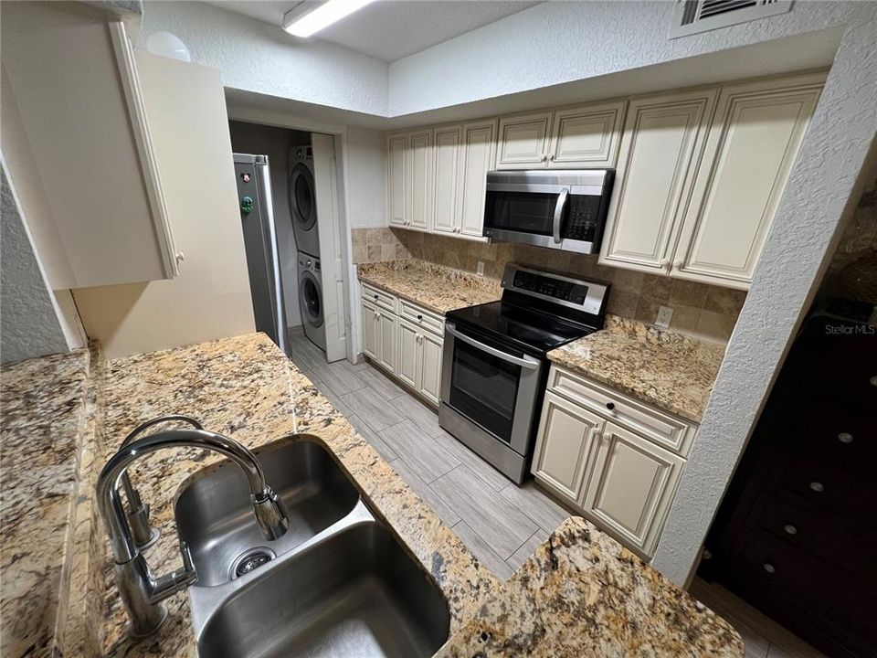En Venta: $119,999 (2 camas, 2 baños, 1000 Pies cuadrados)