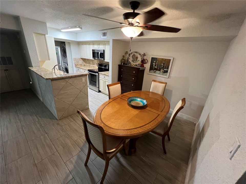 En Venta: $119,999 (2 camas, 2 baños, 1000 Pies cuadrados)