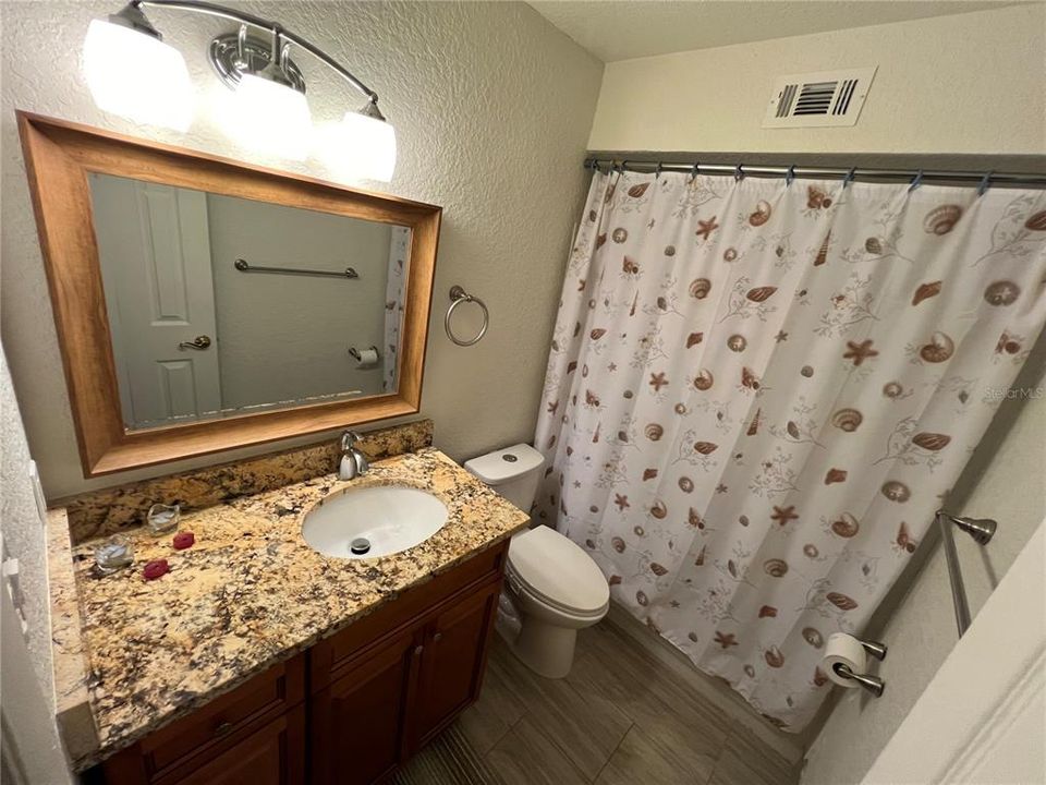 En Venta: $119,999 (2 camas, 2 baños, 1000 Pies cuadrados)