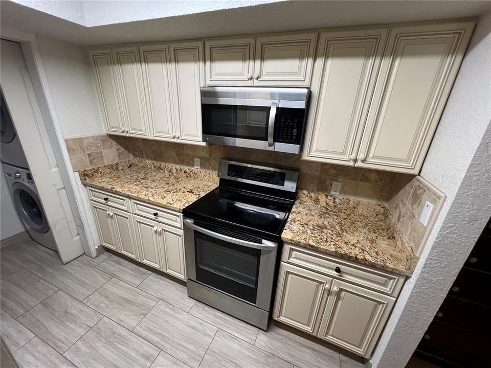 En Venta: $119,999 (2 camas, 2 baños, 1000 Pies cuadrados)
