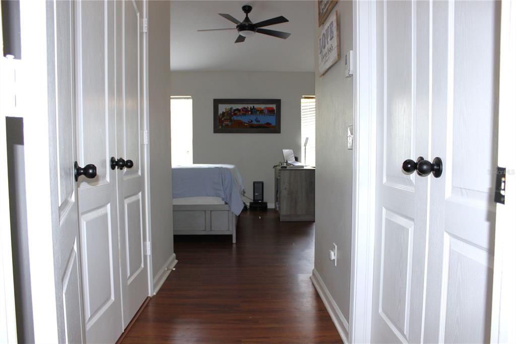 For Sale: $370,000 (4 beds, 2 baths, 1936 Square Feet)