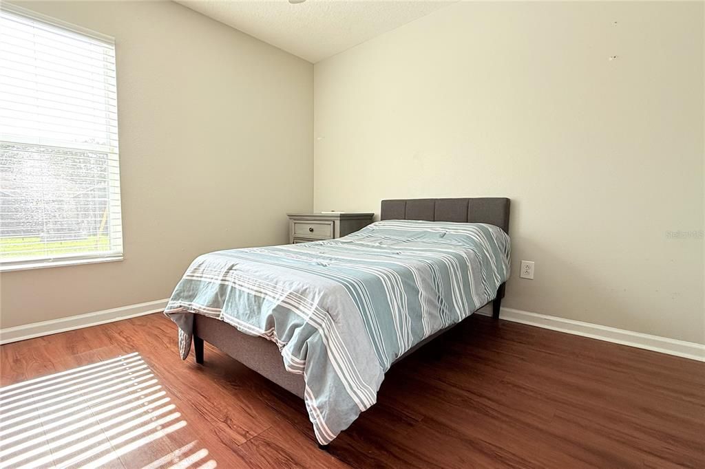 For Sale: $370,000 (4 beds, 2 baths, 1936 Square Feet)