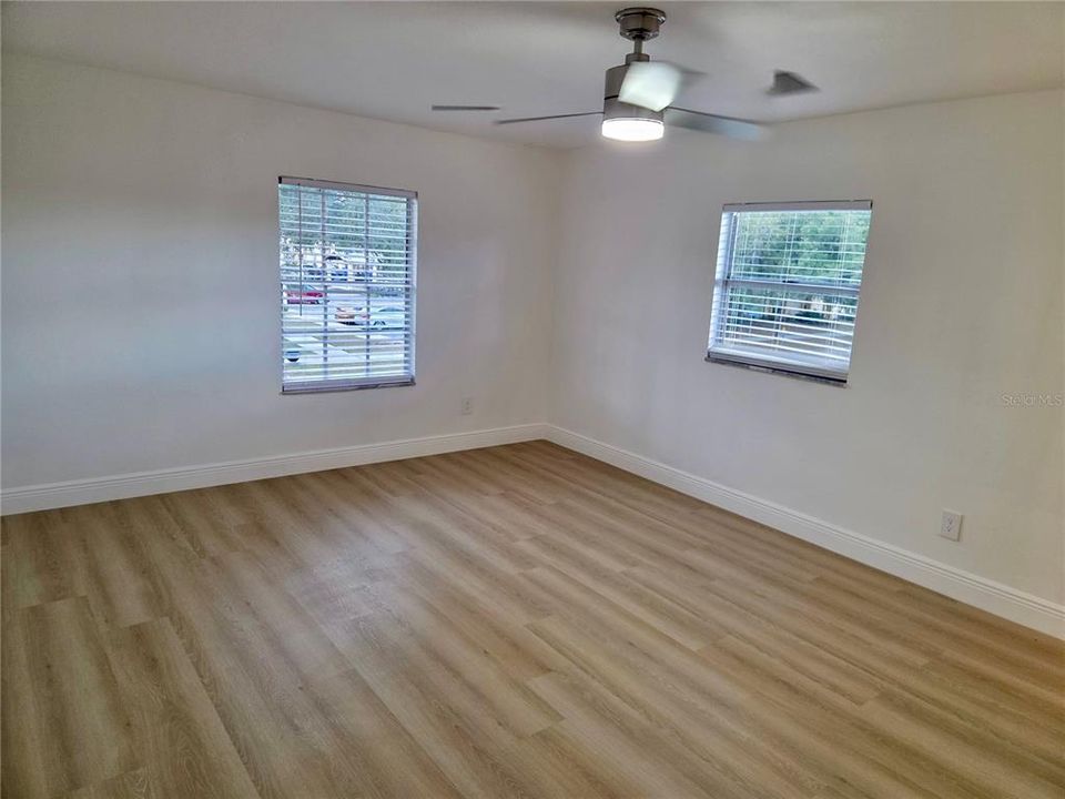For Sale: $389,700 (3 beds, 2 baths, 1380 Square Feet)