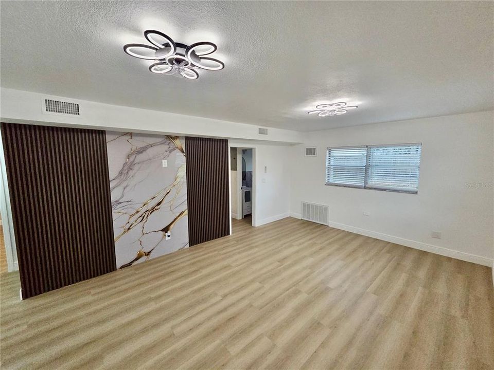 For Sale: $389,700 (3 beds, 2 baths, 1380 Square Feet)