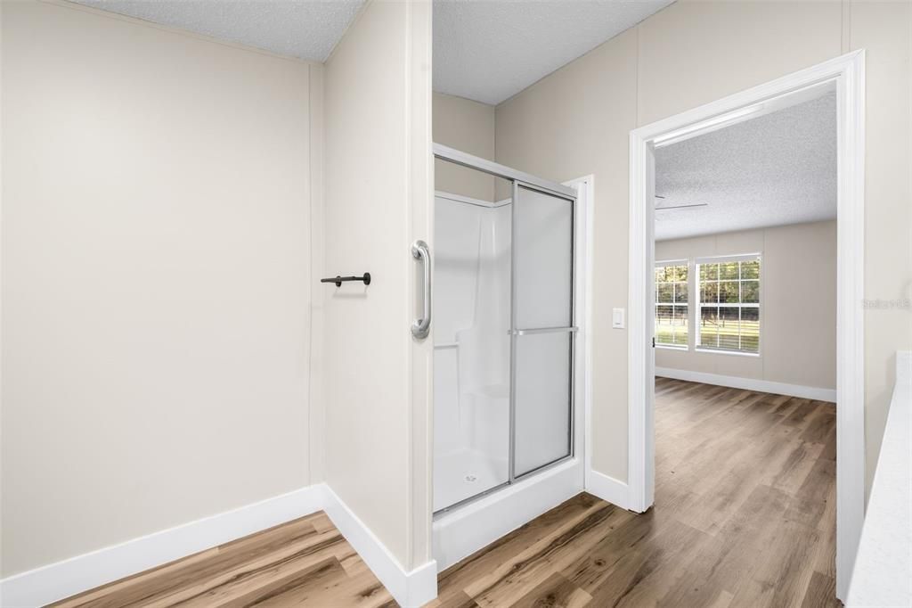 На продажу: $225,000 (3 спален, 2 ванн, 1512 Квадратных фут)