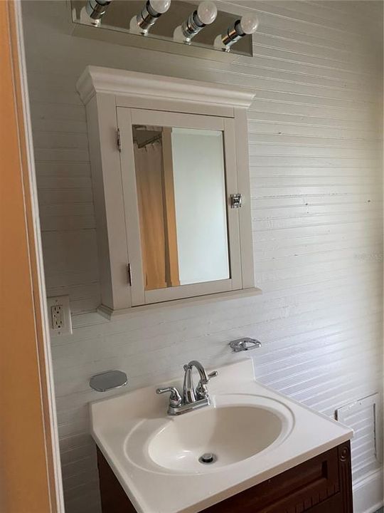 На продажу: $189,000 (3 спален, 2 ванн, 1300 Квадратных фут)
