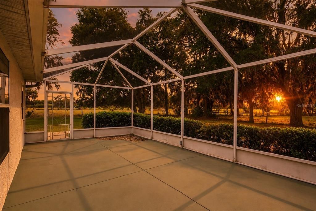 En Venta: $220,000 (3 camas, 2 baños, 1250 Pies cuadrados)