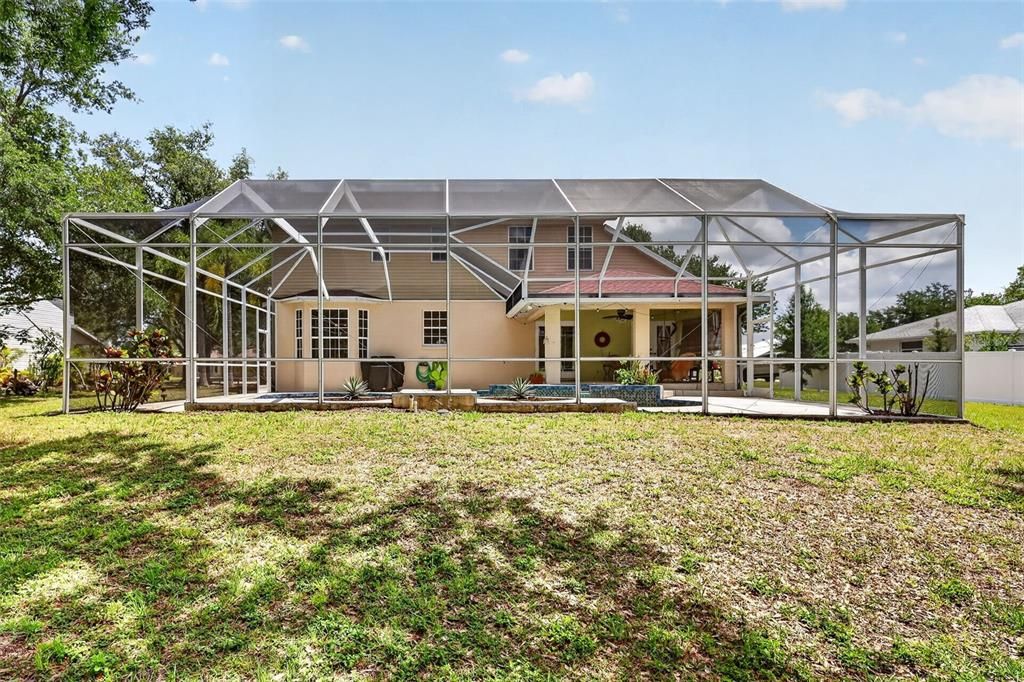 For Sale: $575,000 (3 beds, 2 baths, 2086 Square Feet)